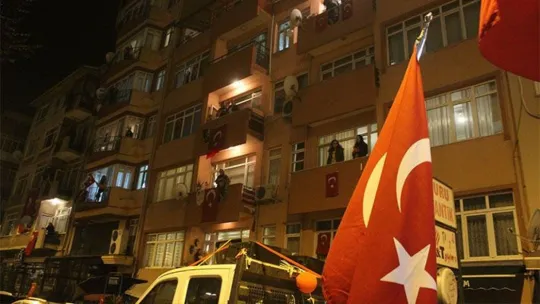 Kocaeli hep birlikte İstiklal Marşı'nı okudu!