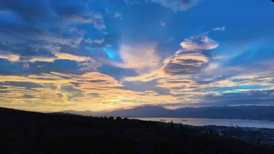 Kocaeli kızıla büründü, görüntü mest etti