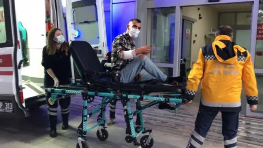 Kocaeli liman girişinde bıçaklı kavga: 1 yaralı!