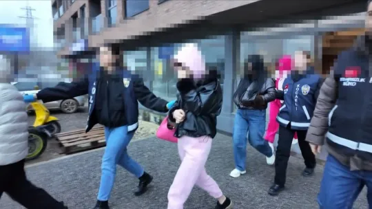 Kocaeli merkezli fuhuş operasyonunda 12 kişi gözaltına alındı, 14 kadın kurtarıldı