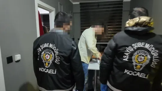 Kocaeli merkezli fuhuş operasyonunda 12 kişi gözaltına alındı, 14 kadın kurtarıldı