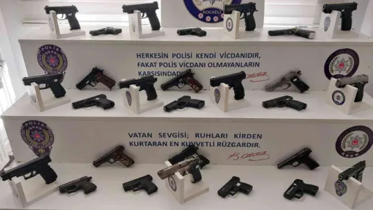 Kocaeli'nde 57 silah ele geçirildi