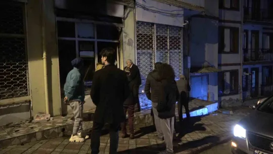 İzmit'te iş yerinde korkutan yangın