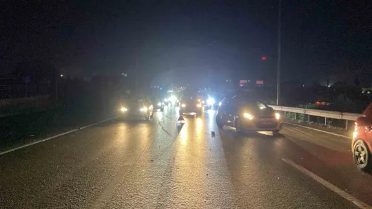 Kocaeli'nde zincirleme trafik kazası: 2 yaralı