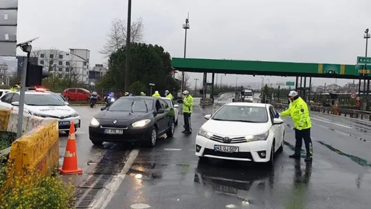 Kocaeli'ne girişler kapatıldı!
