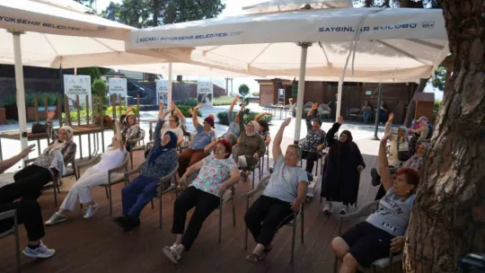 Kocaeli'nin çınarları ikinci baharlarını kulüpte yaşıyor