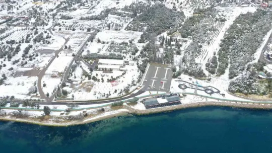Kocaeli'nin kar manzarası mest etti