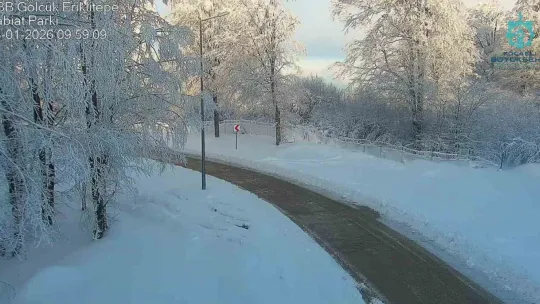 Kocaeli'nin yüksek kesimlerinde kar etkili oldu