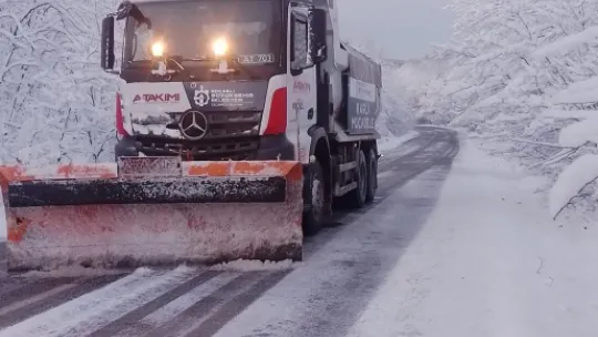 Kocaeli'nin yüksek kesimlerinde kar etkili oldu
