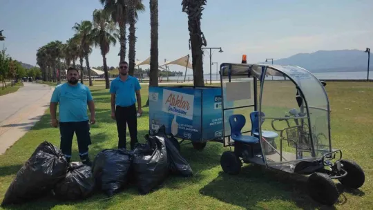 Kocaeli sahillerinden tonlarca atık toplandı