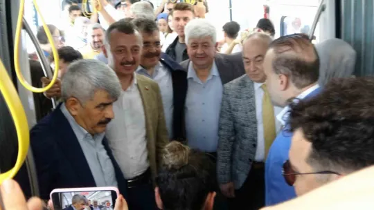 Kocaeli Şehir Hastanesi yılsonunda tramvaya kavuşuyor