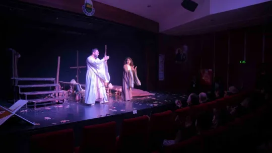 Kocaeli Şehir Tiyatroları, İnegöl Tiyatro Festivali'nde sahne aldı