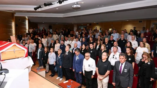 Kocaeli Üniversitesi'nden kurucu rektörüne son görev