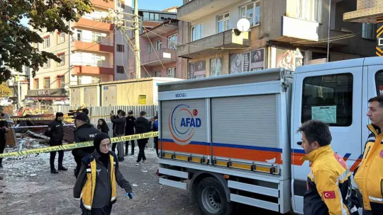 Vali Aktaş: İçeride olduğunu teyit ettiğimiz 5 kişiyle henüz temas yok