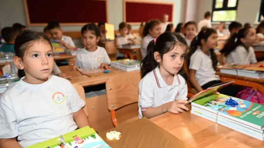 Vali Yavuz: Çocuklarımızı geleceğimize daha iyi hazırlayacağız