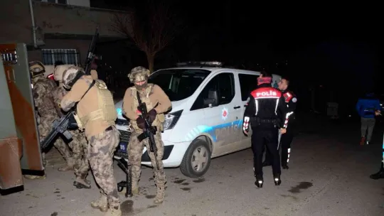 Kocaeli ve 8 ilde hırsızlık çetesine operasyon
