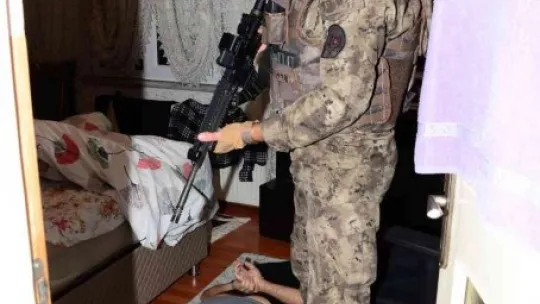 Kocaeli ve 8 ilde hırsızlık çetesine operasyon