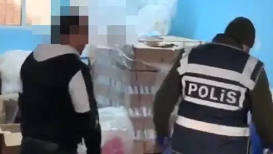 Kocaeli'de 1.340 şişe sahtesi ele geçirildi: 2 gözaltı!