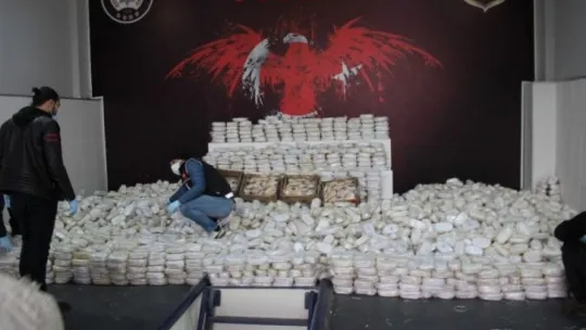 Kocaeli'de 4 ton uyuşturucu ele geçirildi!