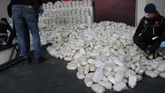 Kocaeli'de 4 ton uyuşturucu ele geçirildi!