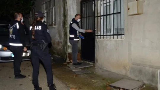 Kocaeli'de aranması olan 22 kişi eş zamanlı operasyonlar ile yakandı