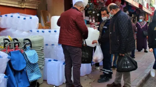 Kocaeli'de bidon satışları patladı