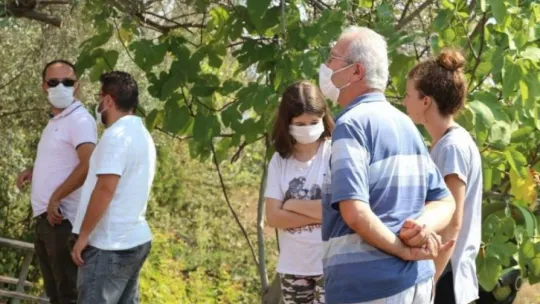 Kocaeli'de bitişik vaziyetteki 4 ev alevlere teslim oldu!