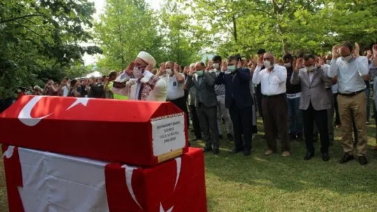 Kocaeli'de boğulan polis memuru toprağa veridi