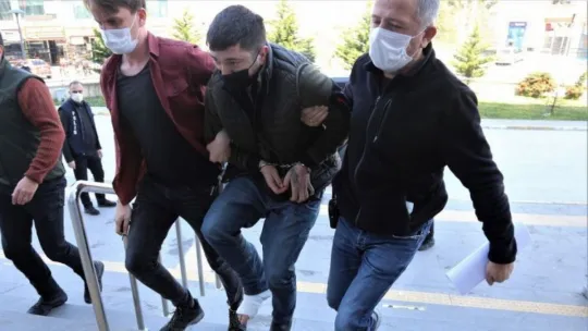 Kocaeli'de cinayetle sonlanan kavganın zanlıları adliyeye sevk edildi!