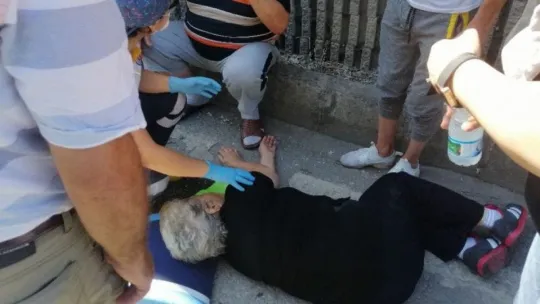 Kocaeli'de iki otomobil çarpıştı: 2 yaralı