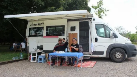 Kocaeli'de kamp alanları çadır ve karavanlarla doldu