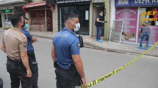 Kocaeli'de karşılaştığı husumetlisine kurşun yağdırdı!