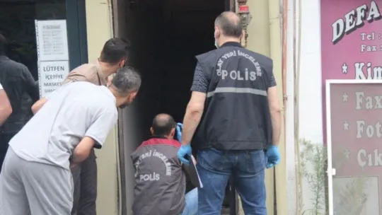 Kocaeli'de karşılaştığı husumetlisine kurşun yağdırdı!