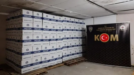 Kocaeli'de milyonlarca bandrolsüz makaron ele geçirildi