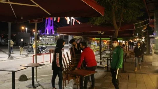 Kocaeli'de restoran ve kafelerde kısıtlamalar başladı