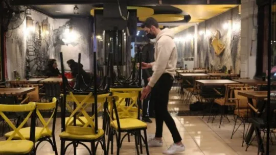 Kocaeli'de restoran ve kafelerde kısıtlamalar başladı
