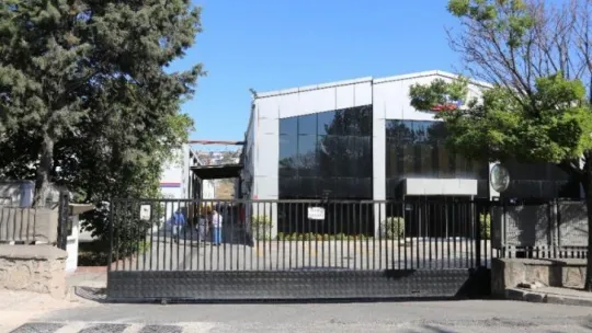 Kocaeli'deki boya fabrikasında büyük yangın!