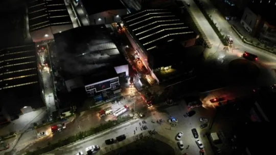 Kocaeli'deki o fabrikada büyük yangın!