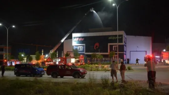 Kocaeli'deki o fabrikada büyük yangın!