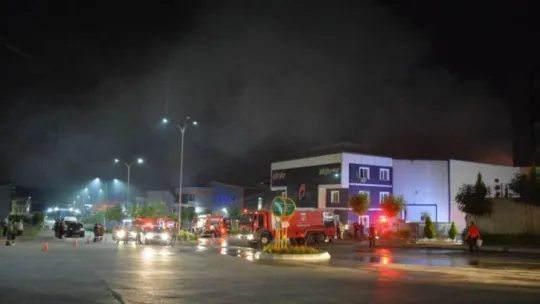 Kocaeli'deki o fabrikada büyük yangın!