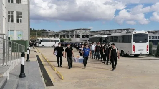 Kocaeli'deki yasa dışı bahis operasyonunda 8 kişi tutuklandı