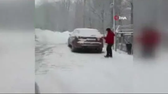 Kocaeli'nin yüksek kesimlerinde kar yağışı etkili oluyor