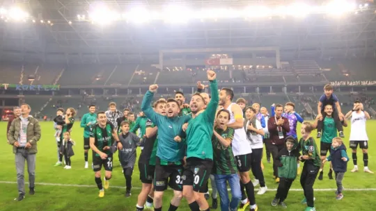 Kocaelispor camiası şampiyonluğa acıkmış durumda