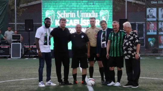 Kocaelispor 25. yılında depremi hatırlattı