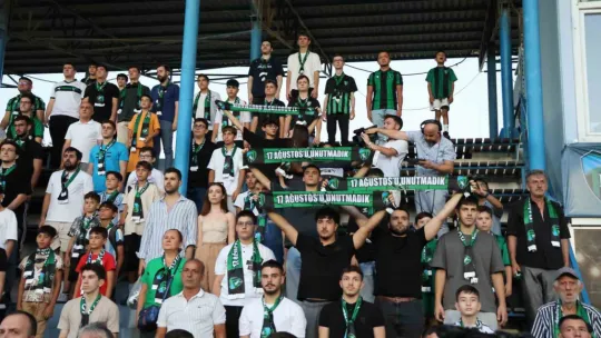Kocaelispor 25. yılında depremi hatırlattı