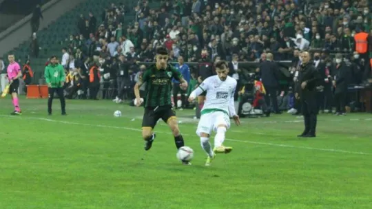 Kocaelispor Bursaspor'u mağlup etti: 2-1