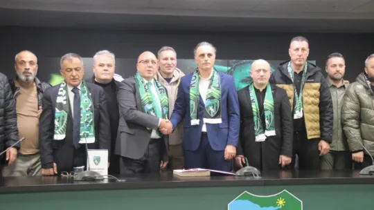 Kocaelispor'da Mustafa Gürsel dönemi başladı