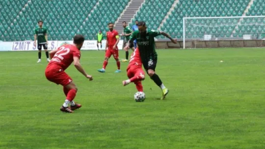 Kocaelispor ezdi geçti: 5-0