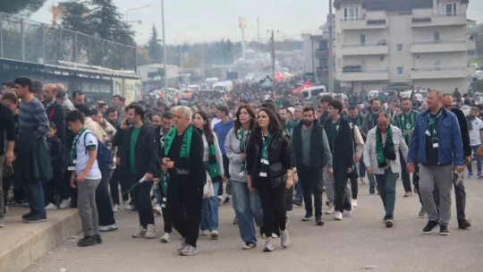 Kocaelispor - Galatasaray maçında seyirci rekoru kırıldı