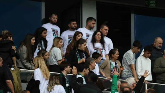 Kocaelispor, Gri Koray'ı unutmadı